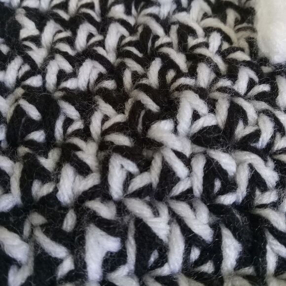 Handmade Black & White Large Acrylic Yarn Crochet Adjustable Drawstring Dice Bag - Picture 3 of 12